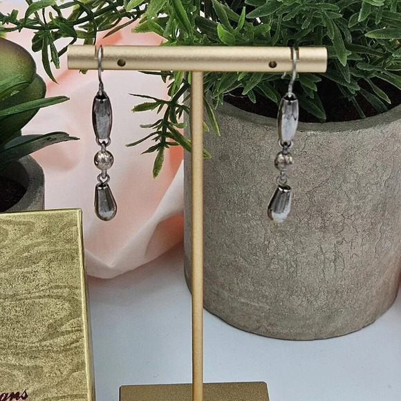 Premier Designs Vintage Gunmetal Beads‎ Dangle Hook Earrings - Picture 2 of 5